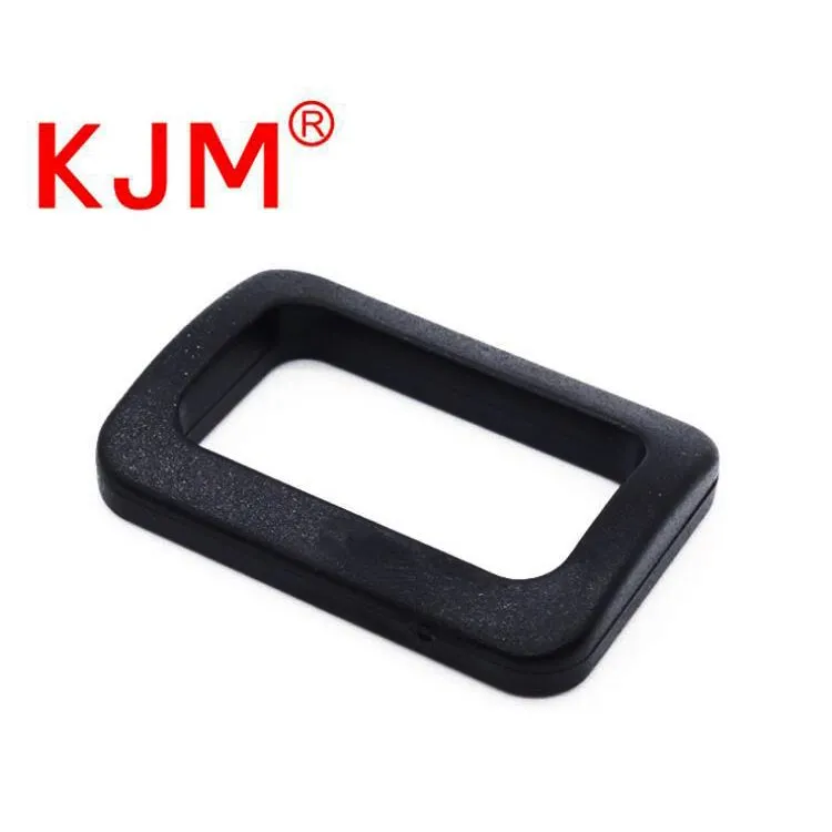 Gelung Segiempat Plastik